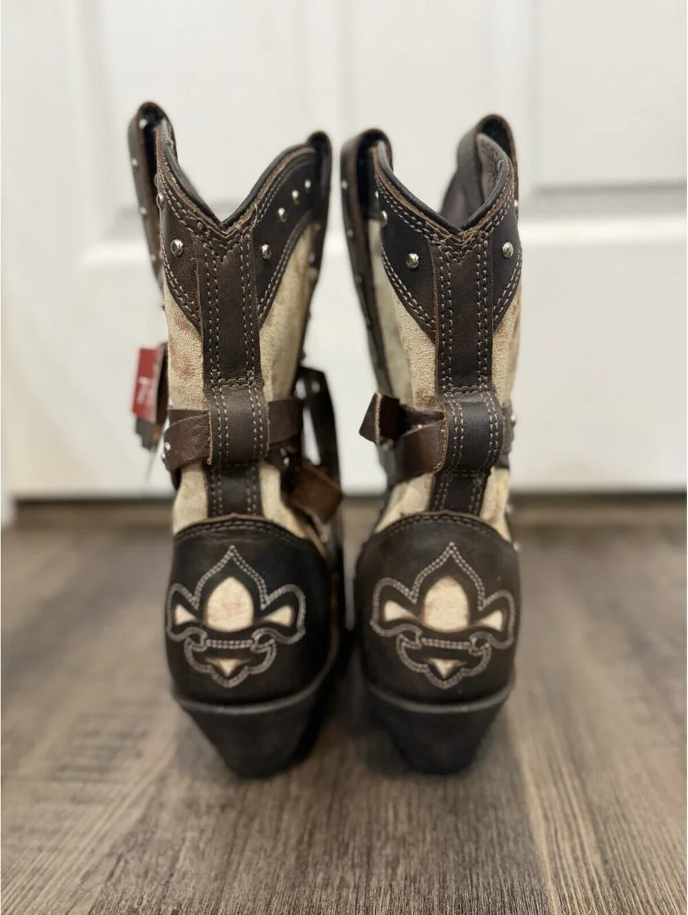 Rockin Country Collection Brown Leather Cowgirl Boots Women's Size 7.5 W NWT